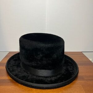 Sanders Williamsburg Black Hat